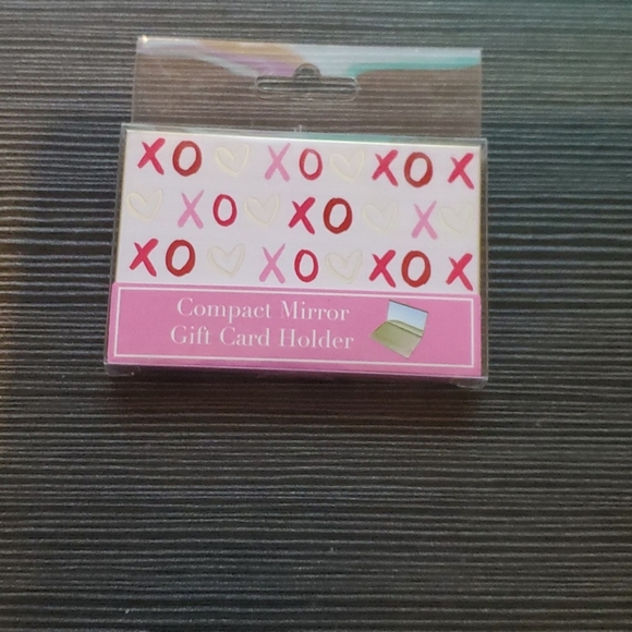 XOXO & 💕 COMPACT MIRROR WITH CARD HOLDER - Picture 1 of 9